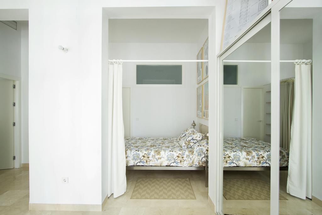 Apartamentos Alemanes Gradas Luxury Sevilha Quarto foto