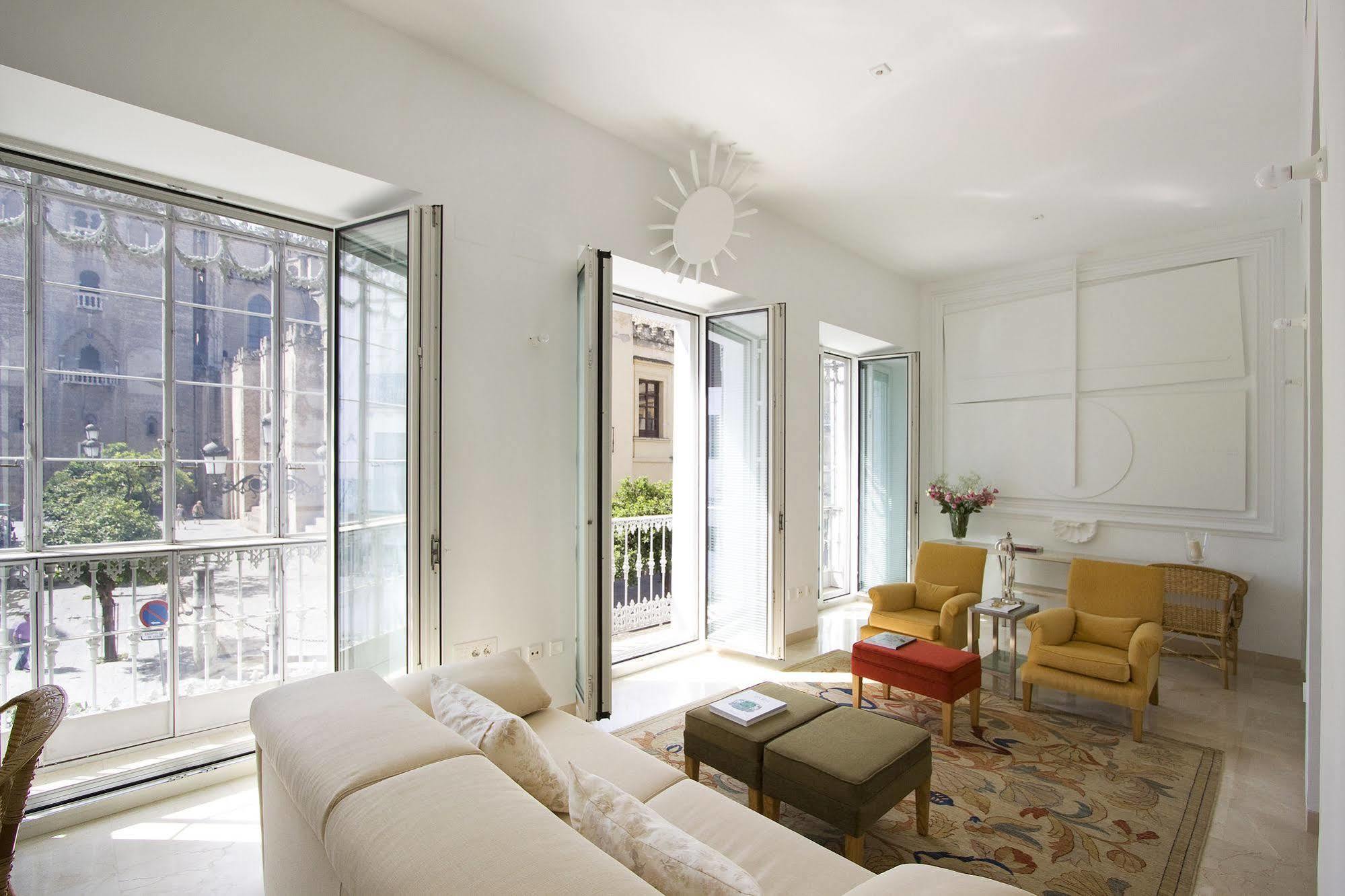 Apartamentos Alemanes Gradas Luxury Sevilha Exterior foto